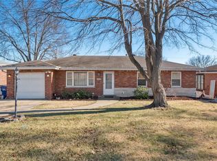 1700 Union Rd, Saint Louis, MO 63125