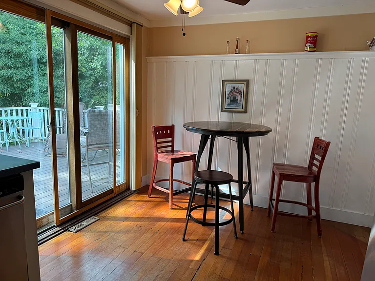 15 Hawks Nest Rd — Photo 7