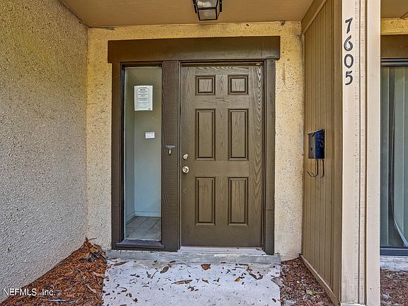 3rd image of 7605 LAS PALMAS Way #262
