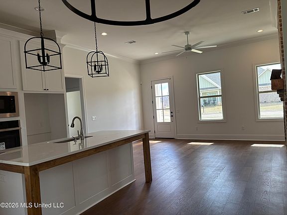 5th image of 114 Trace Pointe Pl