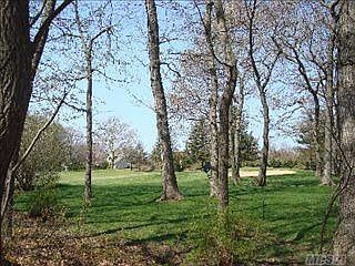 4th image of 840 The Cres