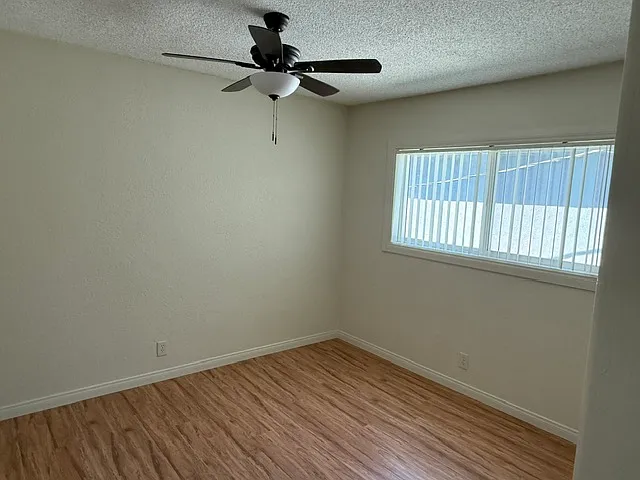 9431 Nance Ave — Photo 9