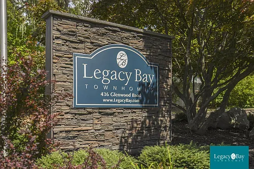 Legacy Bay Townhomes Photo 1