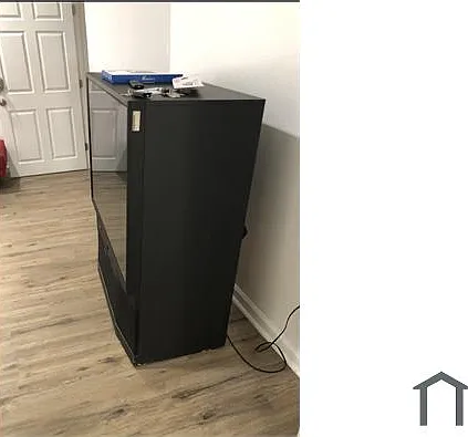 1 bed, 1250 sqft, $1,500 — Photo 3