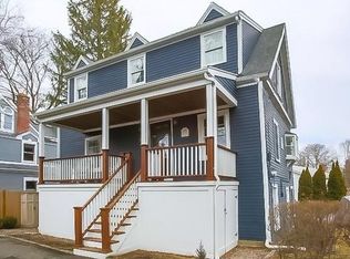 9 Cowell St, Marblehead, MA 01945