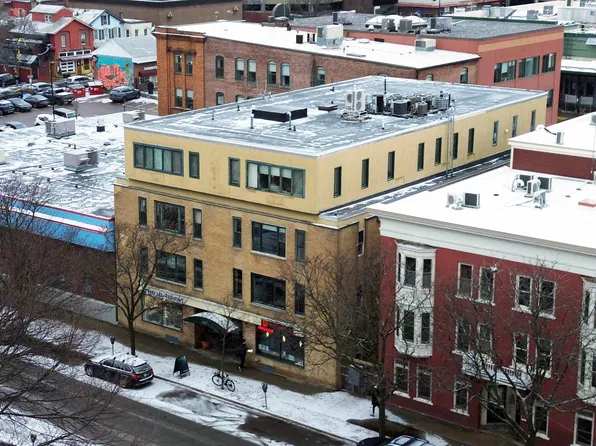 230 College Street #7, Burlington, VT 05401