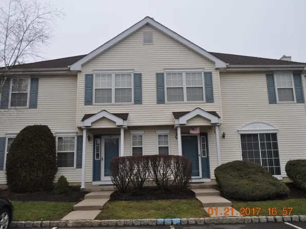 707 Snowdrop Ct, Morganville, NJ 07751