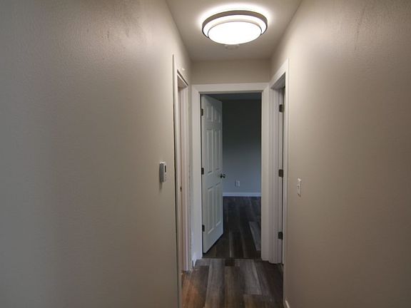 4th image of 337 Woodside Dr