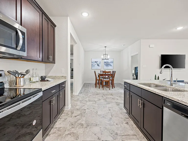 3249 Glorioso Dr — Photo 8