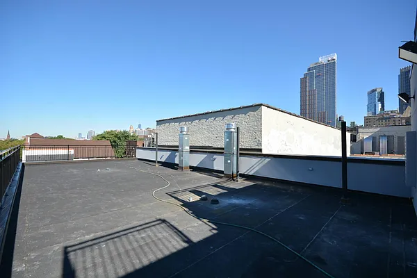 Rented by Town Residential | media 32