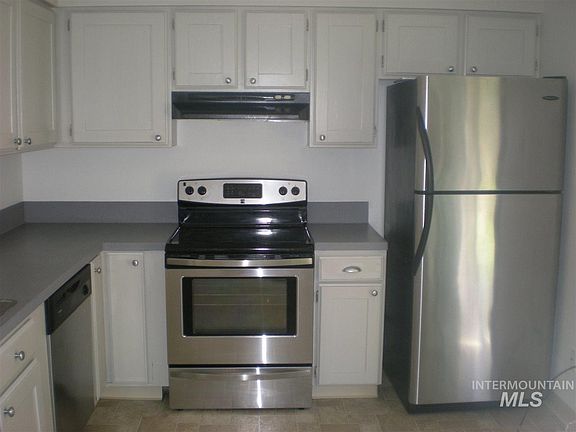 4th image of 2420/2422 Robert Ave