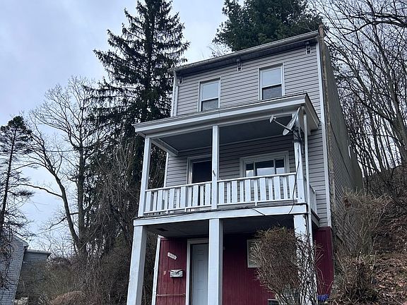 3rd image of 940 Rothpletz St