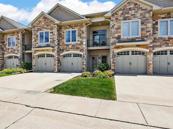 2869 Blue Sage Dr Unit B, Coralville, IA 52241