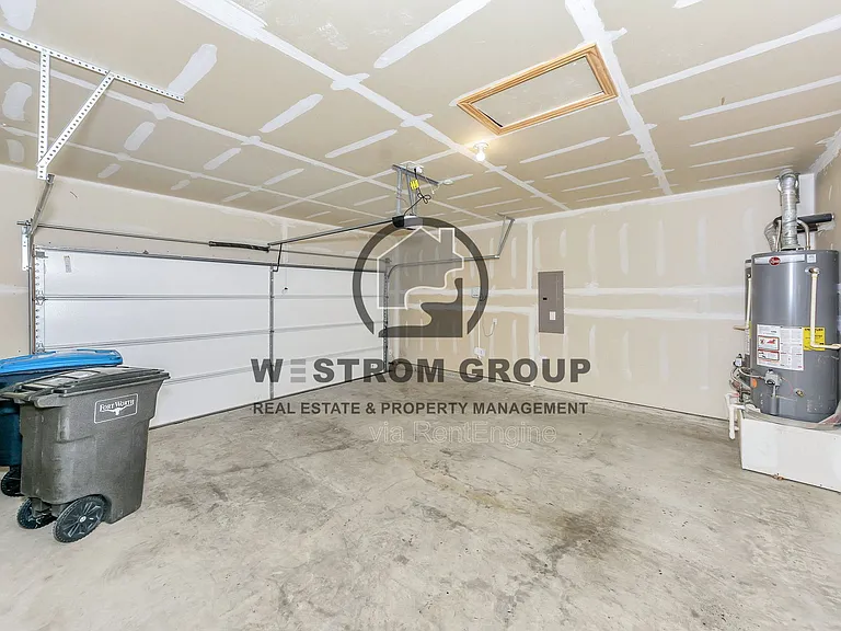 2600 Starwater Dr — Photo 34