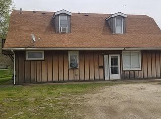 400 N Oak St, Onarga, IL 60955