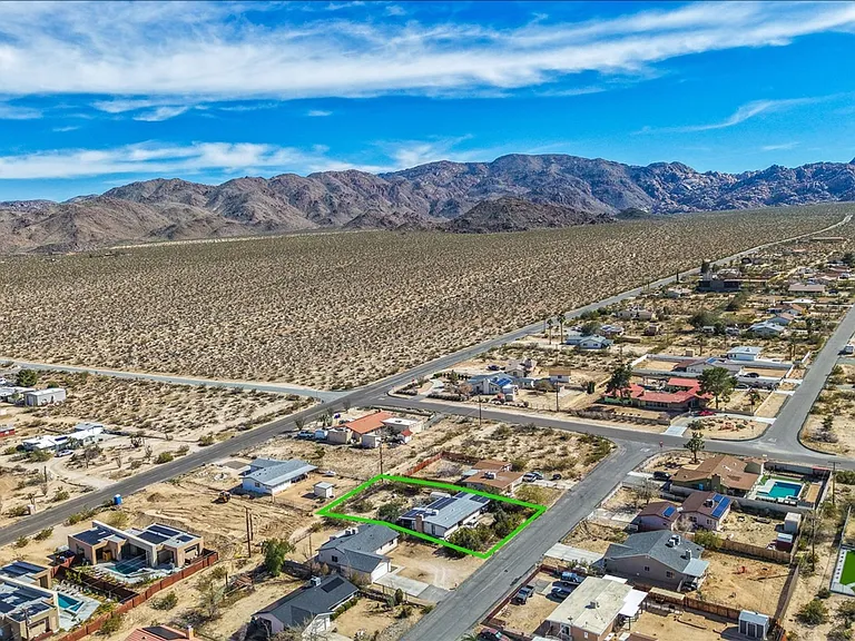 6851 Quail Spring Ave — Photo 43