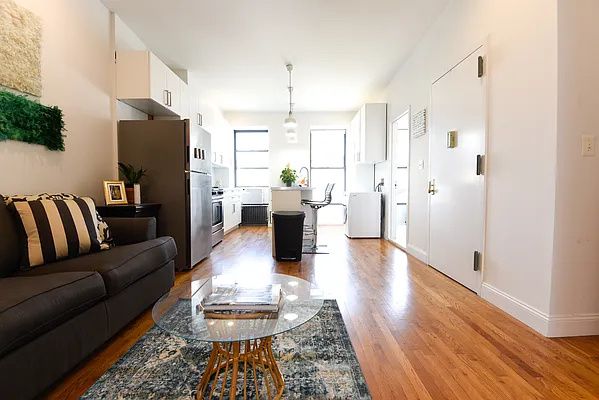 Rented by Brick&Mortar | media 2
