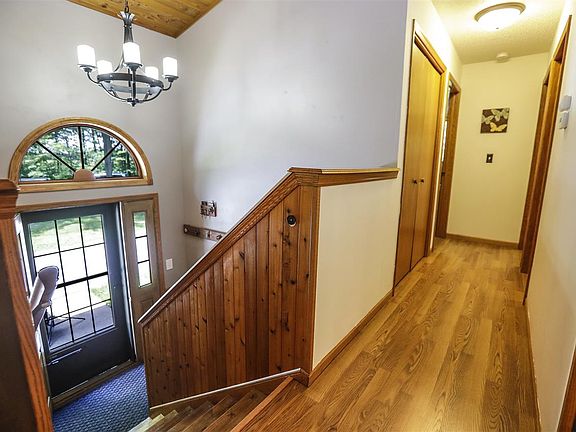 2nd image of 216893 County Road Q