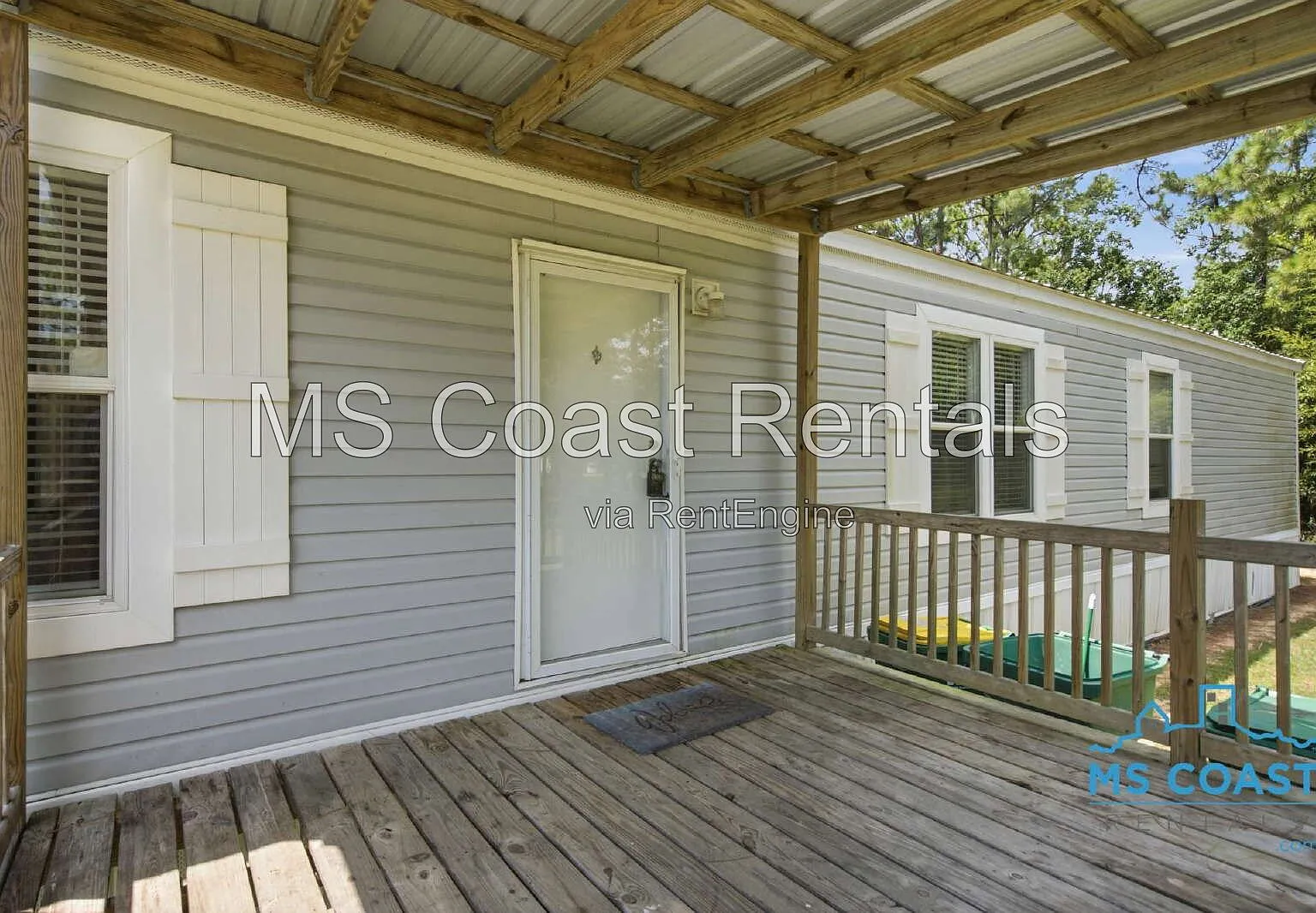 3 bed, 2.0 bath, 1216 sqft, $1,549 — Photo 3