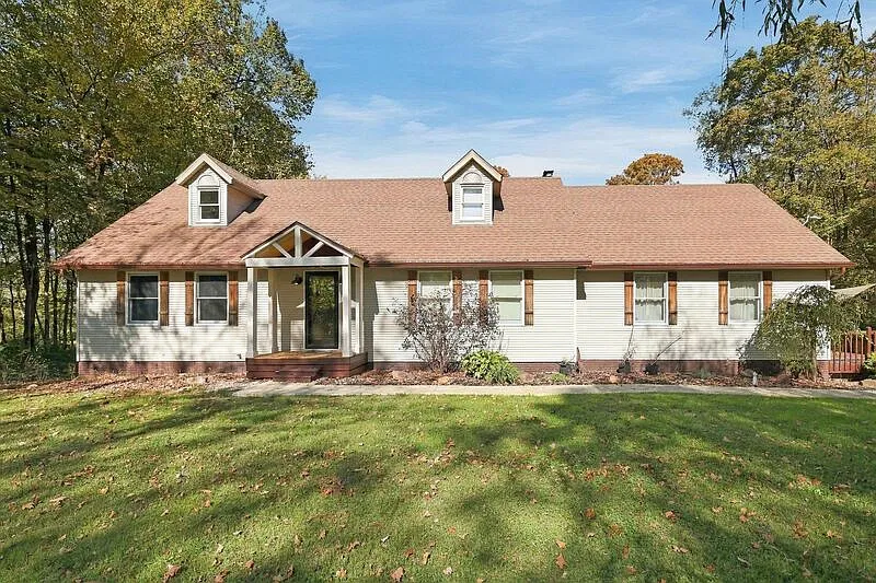711 Ghormley Rd