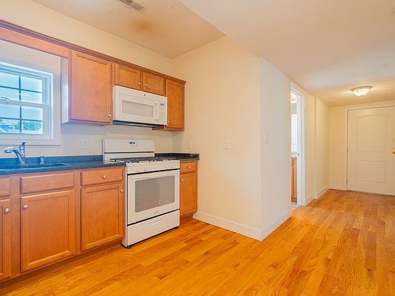 3rd image of 63-65 Cedar St #2