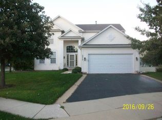 2212 Baxter Ct, Elgin, IL 60123