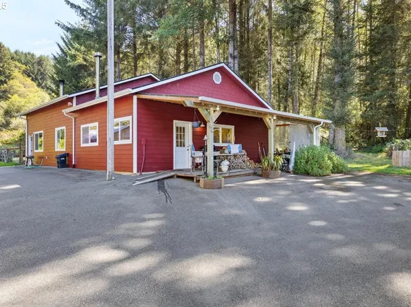 14339 Highway 101, Brookings, OR 97415