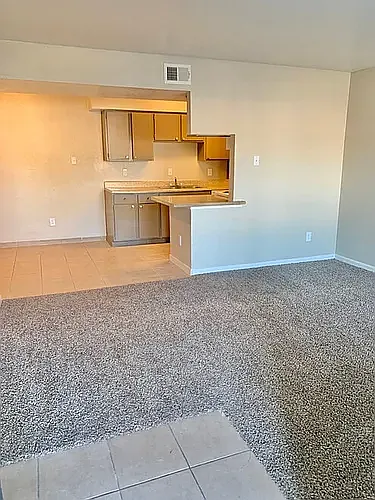 Villa Nueva Apartments — Photo 30