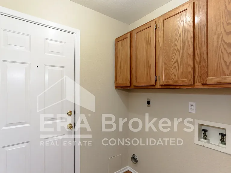 4903 Ridge Cir — Photo 6