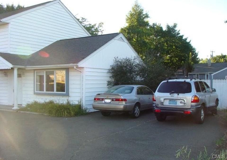 30 Eckart St, Bridgeport, CT 06606 Zillow