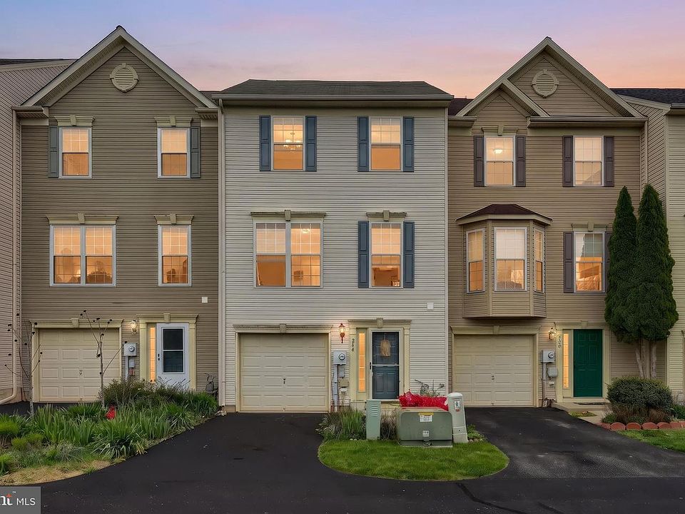 1st image of 264 Country Ridge Dr
