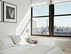 2nd image of 81 Washington St APT 3D