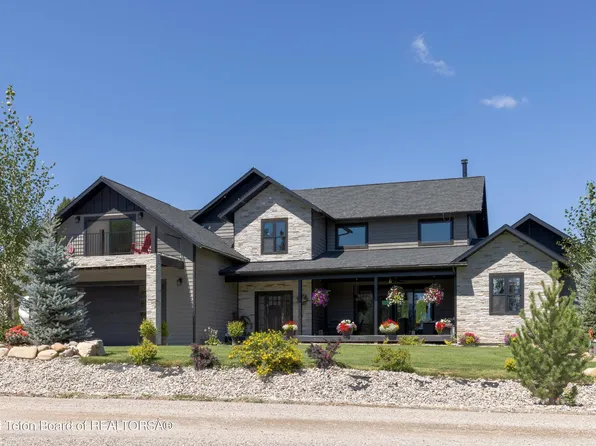 86 Caribou Forest Dr, Alpine, WY 83128