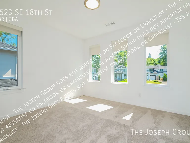 3523 SE 18th St — Photo 10