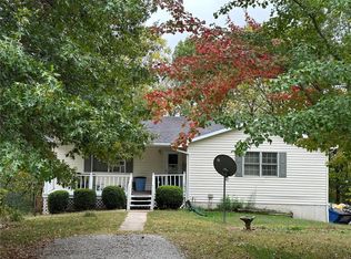 13166 Woodland Groves Pl, Hannibal, MO 63401