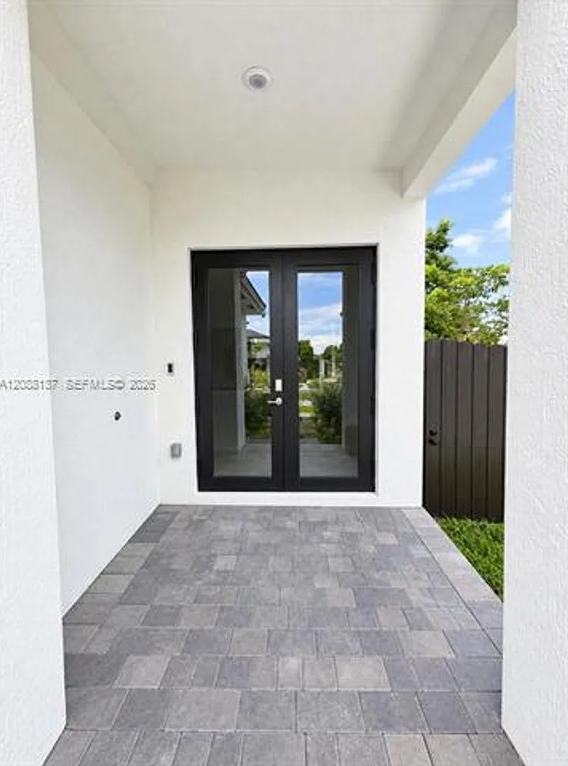 23185 SW 117th Path # 23185, Miami, FL 33170 — Photo 4
