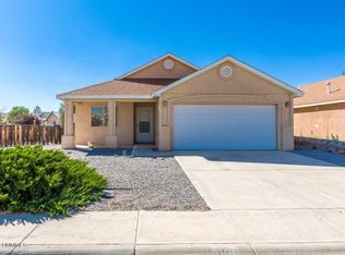 4611 Tanzanite Rd, Las Cruces, NM 88012