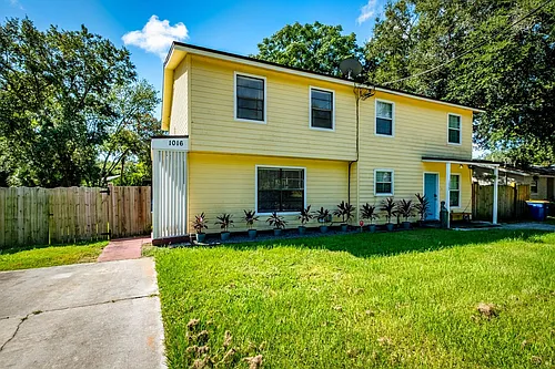 1016 Assisi Ln Photo 1