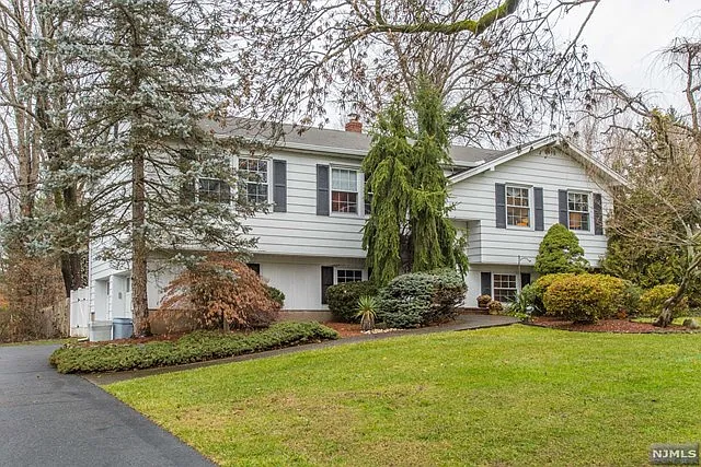 62 Fieldstone Pl photo 1
