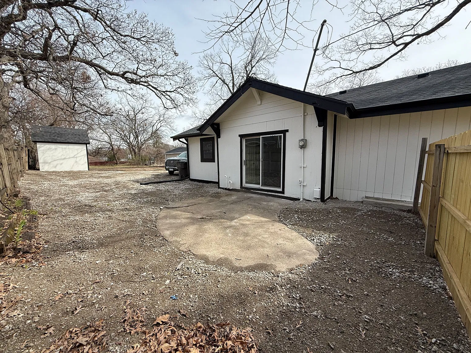 2705 Hickman Rd — Photo 2
