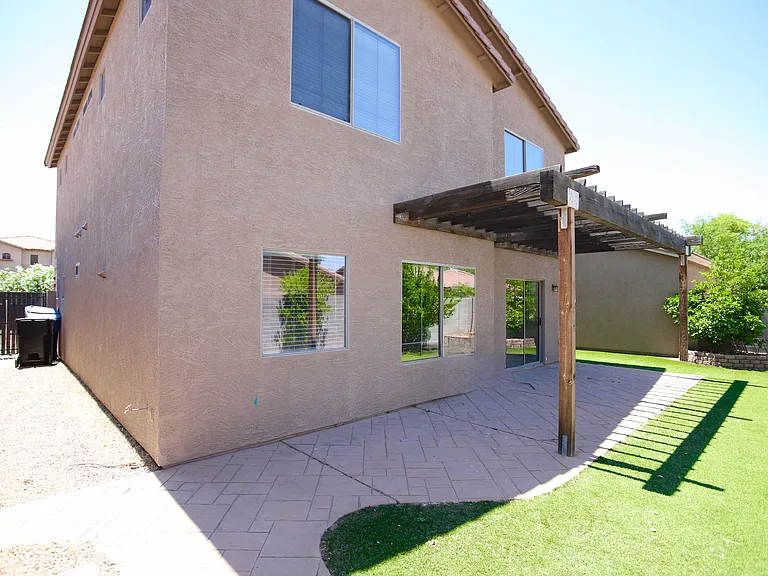 512 E Rainbow Dr — Photo 32