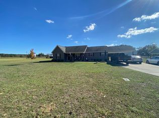 344 Lakeview Dr, Hartford, AL 36344