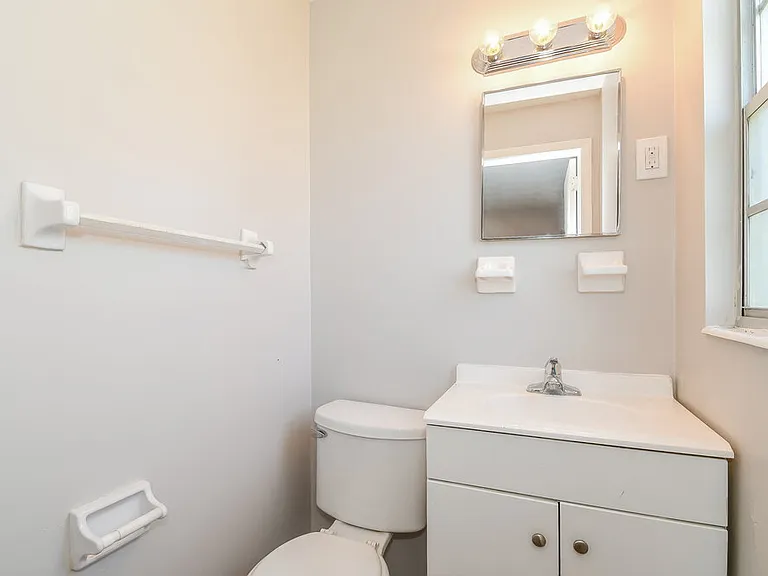5664 Minocqua St — Photo 11
