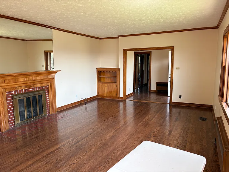6003 N Broadway St — Photo 21
