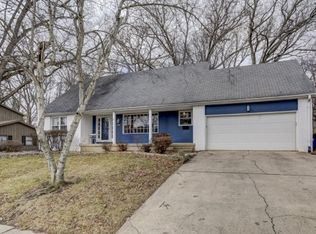 443 Timber Dr, Decatur, IL 62521