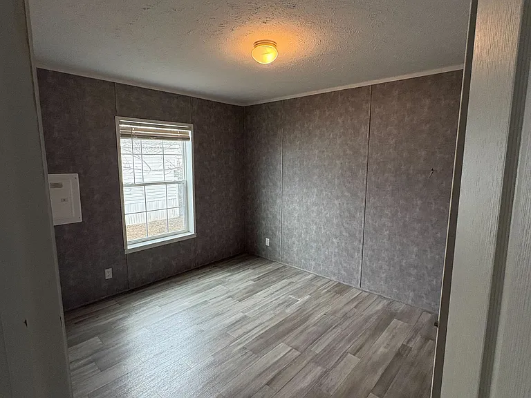 1316 E Mary St — Photo 5