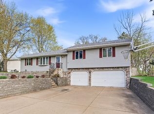 13 E Golden Lake Rd, Circle Pines, MN 55014