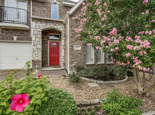 927 Liberty Ct, Dallas, TX 75204