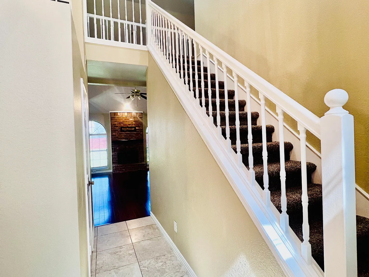 3 bed, 1762 sqft, $2,200 — Photo 3