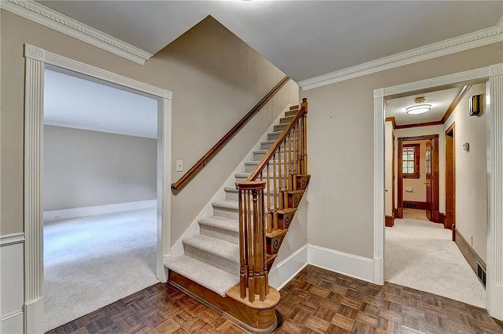 4 bed, 2.5 bath, 3768 sqft, $3,400 — Photo 3